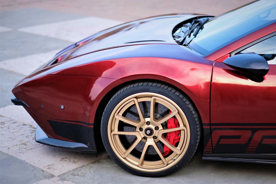 Детали экстерьера De Tomaso Pantera by Ares Design 2019 года  (фото 5 из 25)